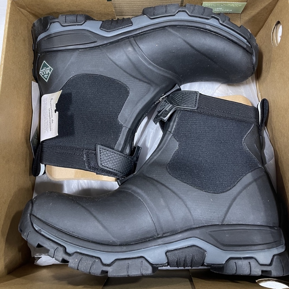 Muck (AXMZ-000) APEX MID ZIP (USED)